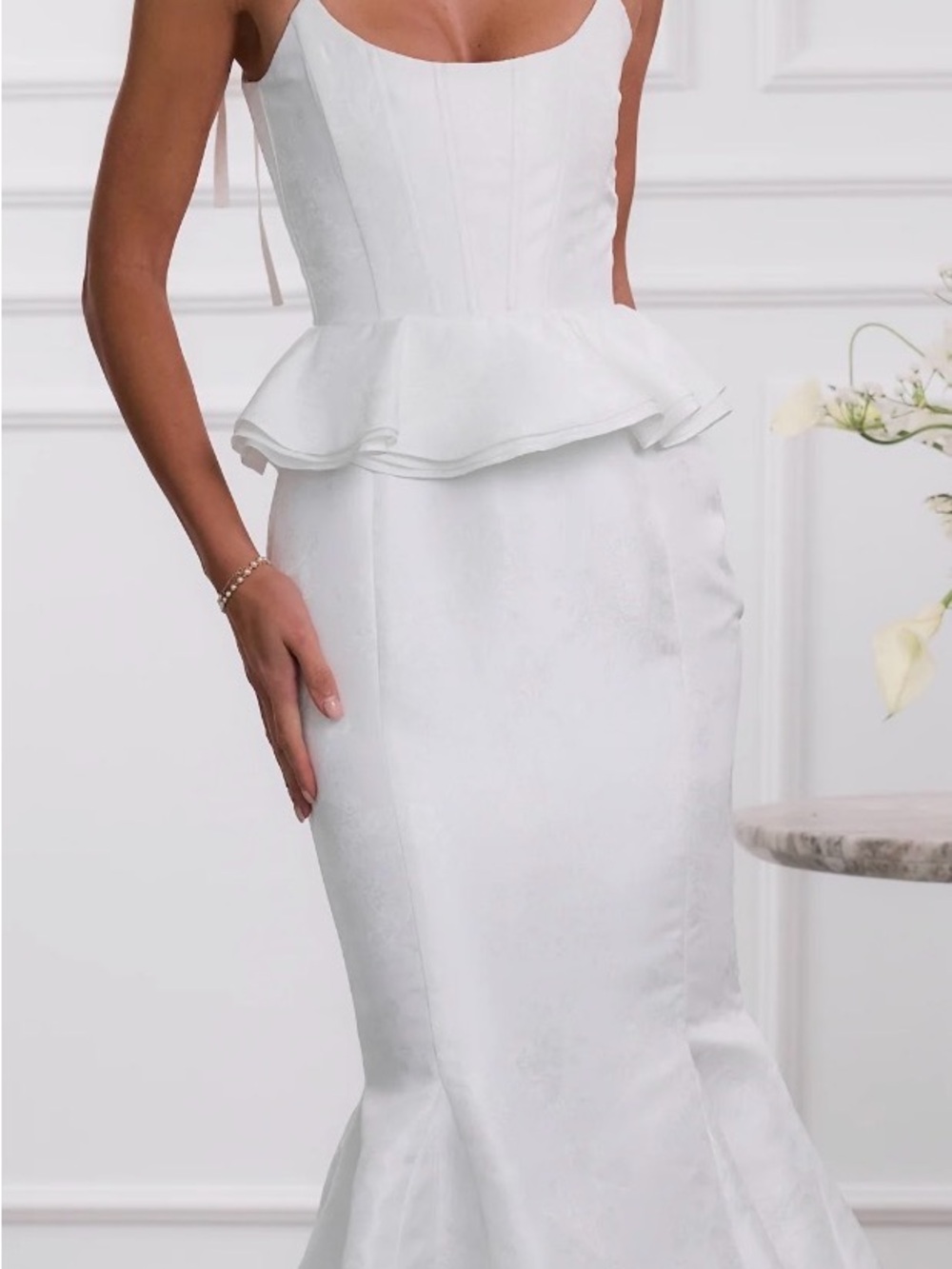 V. Chapman The Willa Dress in White Windsor Brocade